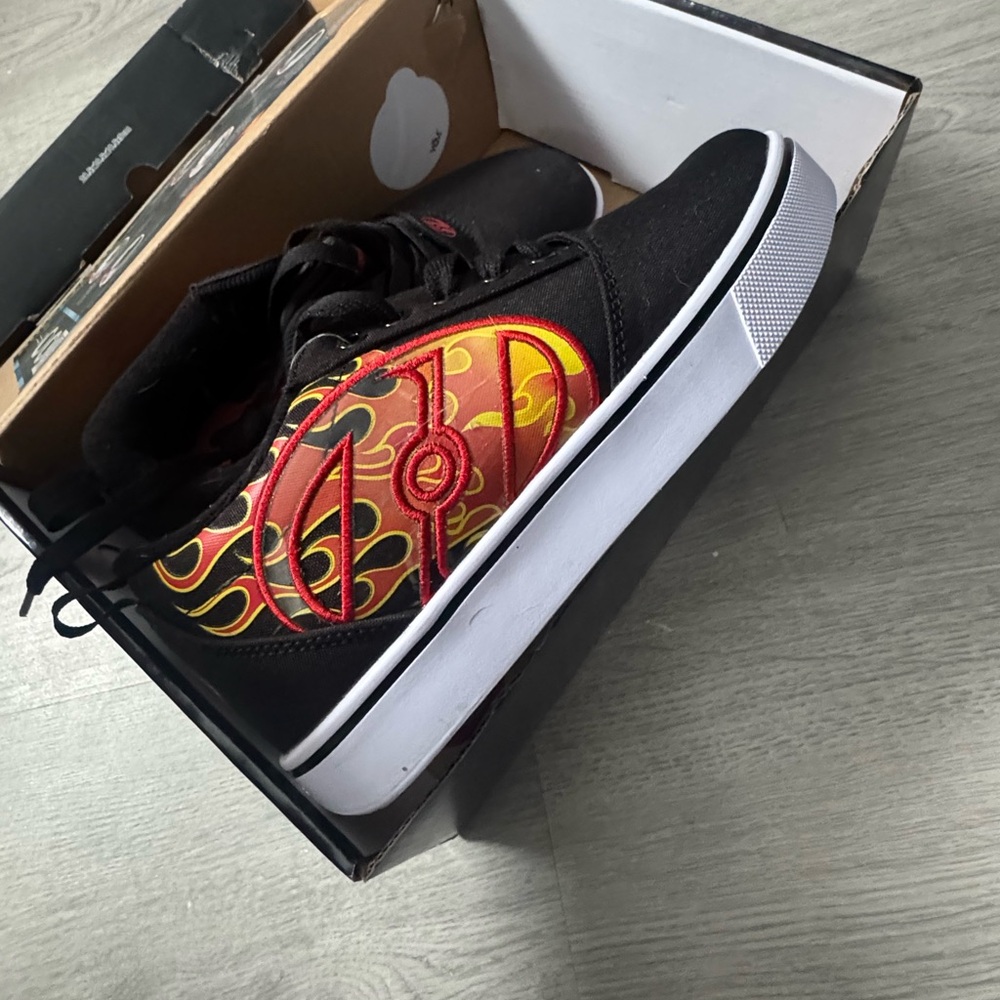 Black Heeleys Sneakers with Flame Design